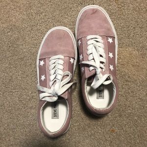 Steve Madden tennis shoes